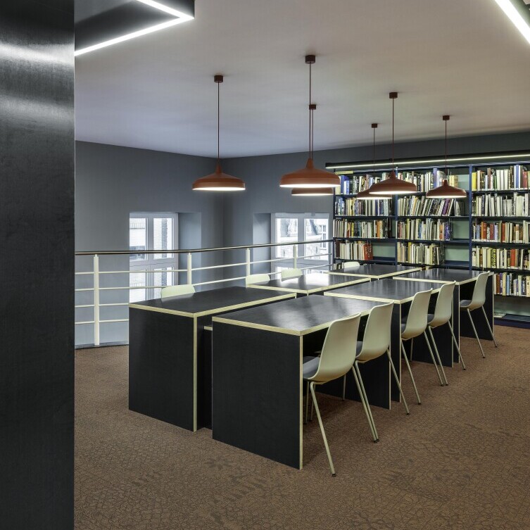 Alhambra Carmine (< 39 m²) - tkaný vinyl